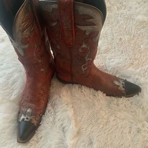 Lucchese woman’s  western boot shoes